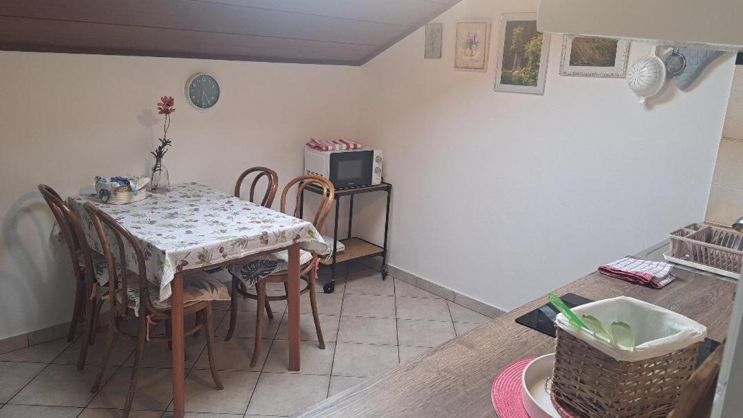 Apartmani Donna Poreč Exteriör bild