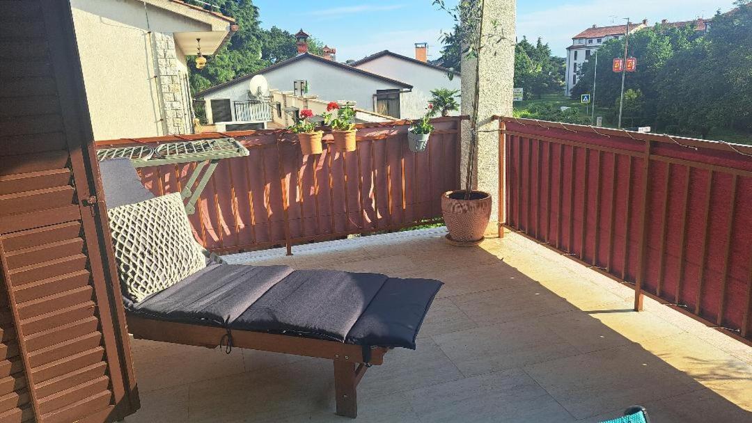 Apartmani Donna Poreč Exteriör bild